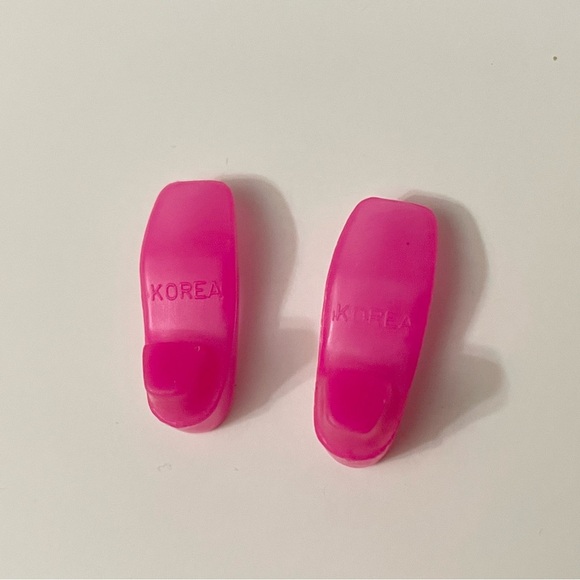 Vintage Barbie Pink Shoes Doll Accessory Korea - Picture 9 of 13